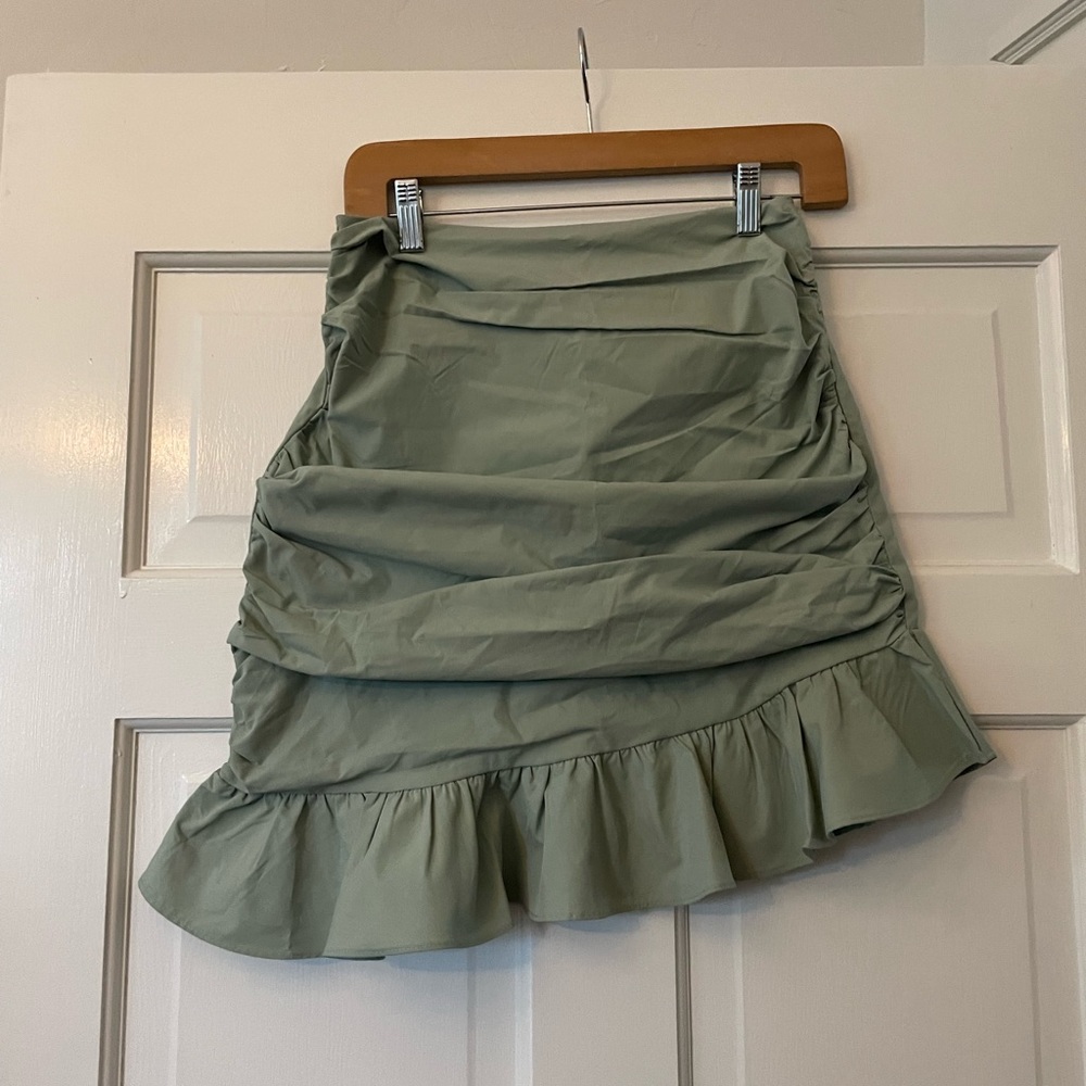 Pretty Little Thing Green Mini Skirt